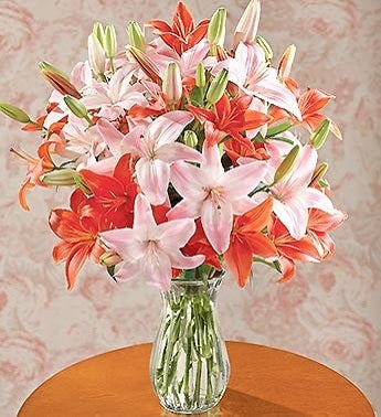 Assorted Lily Bouquet In A Vase