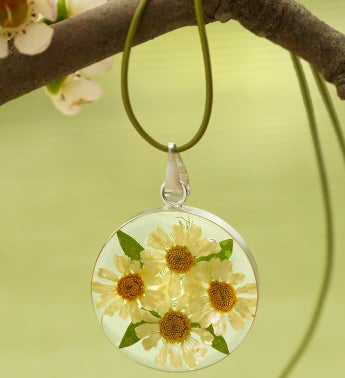 Fresh Daisy Circle Pendant with Leather Cord