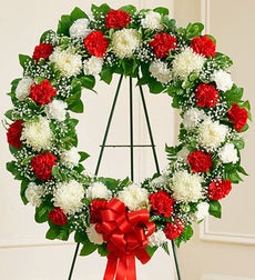 Red Standing Wreath