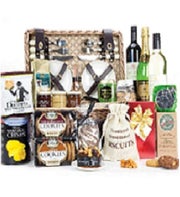 Deluxe Picnic Basket