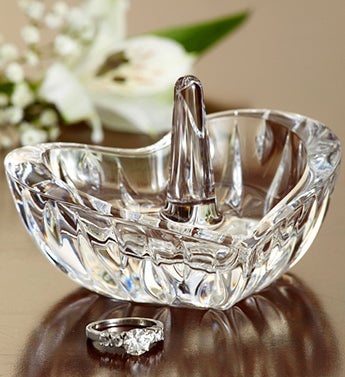 Sheridan Heart Ring Holder